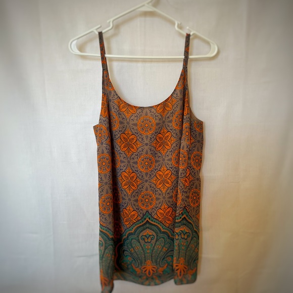 Cabi boho patterned Sleeveless blouse size Small - Picture 1 of 4